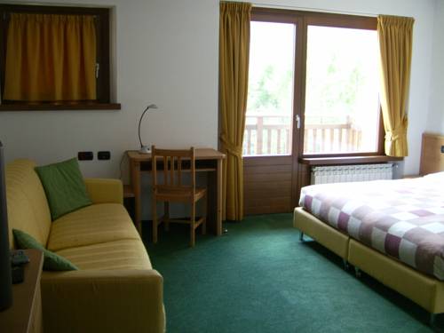 Imagen de la habitación del Hotel Li Arnoga. Foto 9