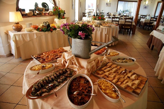 Imagen general del Hotel Li Graniti. Foto 10