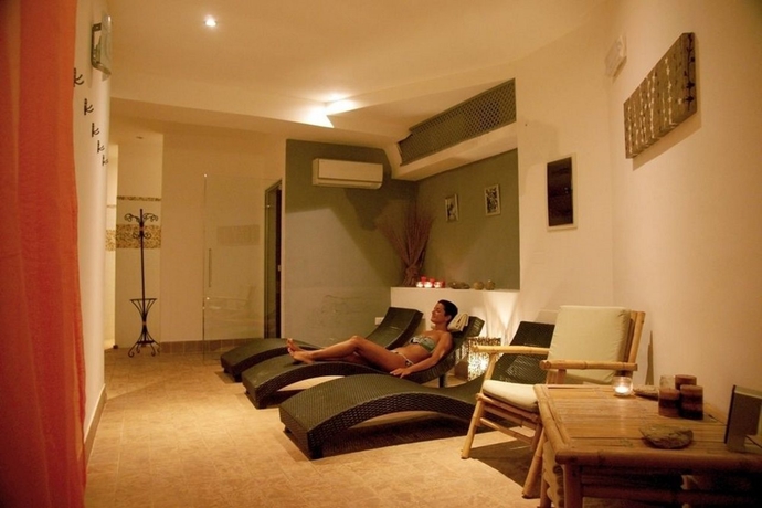 Imagen general del Hotel Li Graniti. Foto 15