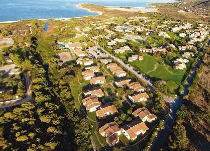 Imagen general del Hotel Li Suari Village. Foto 9