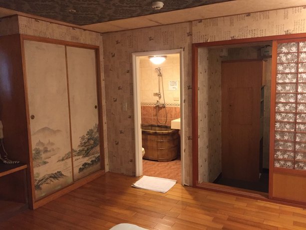 Imagen de la habitación del Hotel Li Ti. Foto 4