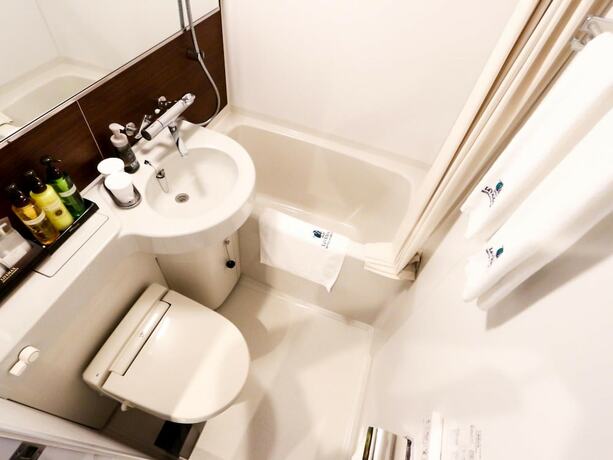 Imagen general del Hotel LiVEMAX ASAKUSABASHI-EKI KITAGUCHI. Foto 11