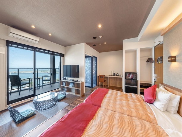 Imagen de la habitación del Hotel LiVEMAX RESORT ATAMI SEA FRONT. Foto 16
