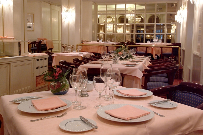 Imagen del bar/restaurante del Hotel Liabeny. Foto 3