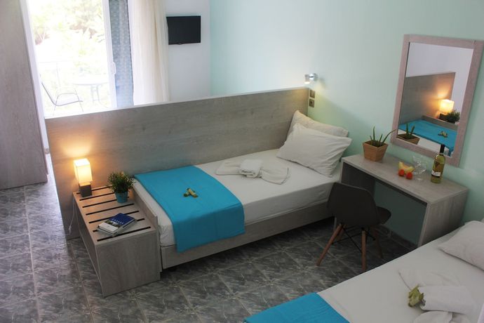 Imagen de la habitación del Hotel Liakada. Foto 9