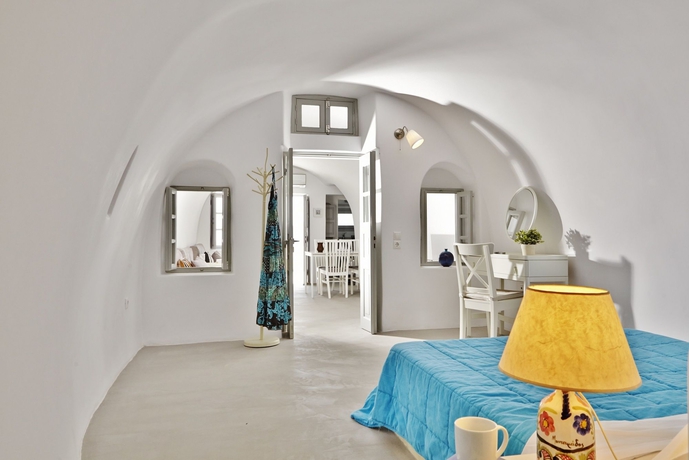 Imagen de la habitación del Hotel Liakada Oia Suites. Foto 7