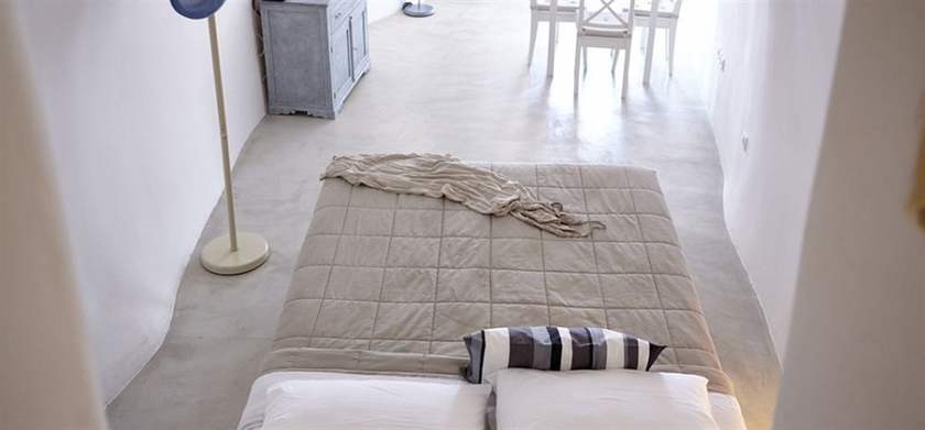 Imagen de la habitación del Hotel Liakada Oia Suites. Foto 10