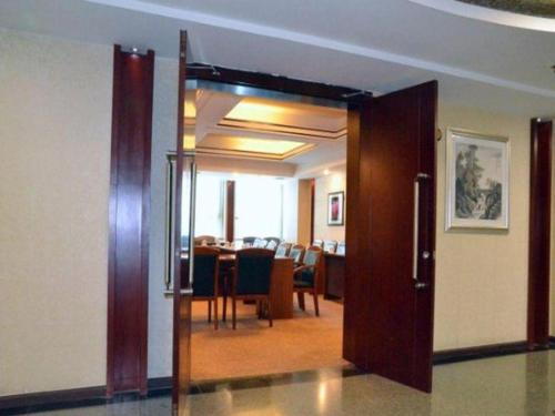Imagen general del Hotel Lian Yun. Foto 6