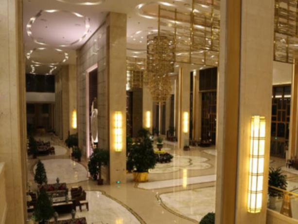 Imagen general del Hotel Lianyungang Hua Guo Mountain International Hotel. Foto 2