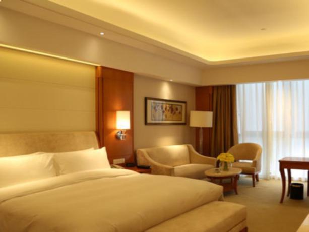Imagen general del Hotel Lianyungang Hua Guo Mountain International Hotel. Foto 3