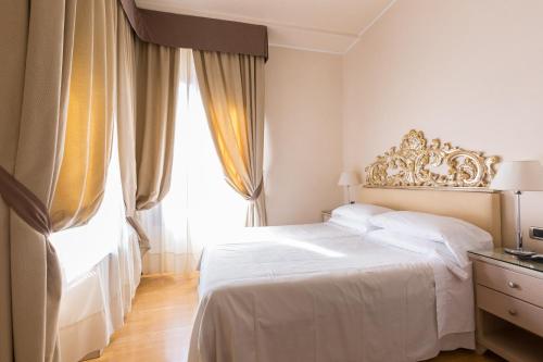 Imagen de la habitación del Hotel Liassidi Palace. Foto 7