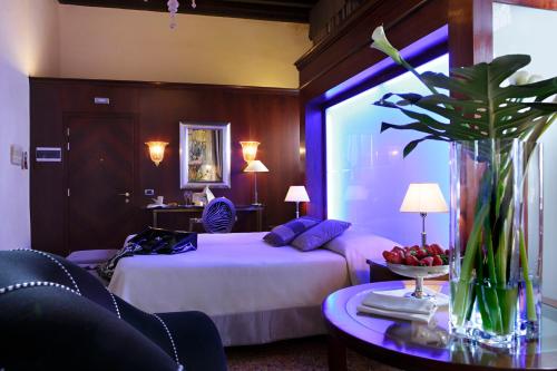 Imagen de la habitación del Hotel Liassidi Palace. Foto 17