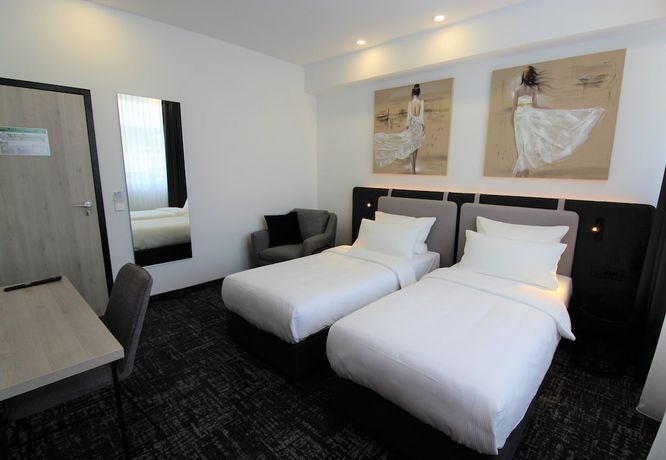 Imagen de la habitación del Hotel Libartys. Foto 11