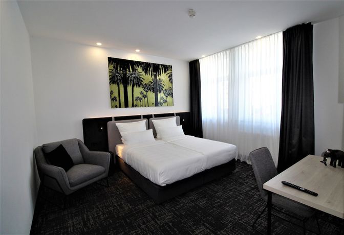 Imagen de la habitación del Hotel Libartys. Foto 12