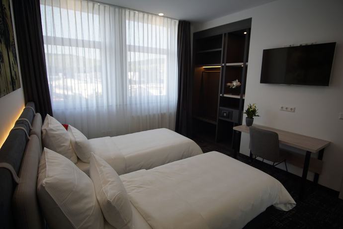 Imagen de la habitación del Hotel Libartys. Foto 14