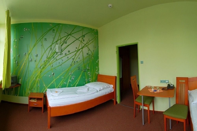 Imagen de la habitación del Hotel Liberec. Foto 6