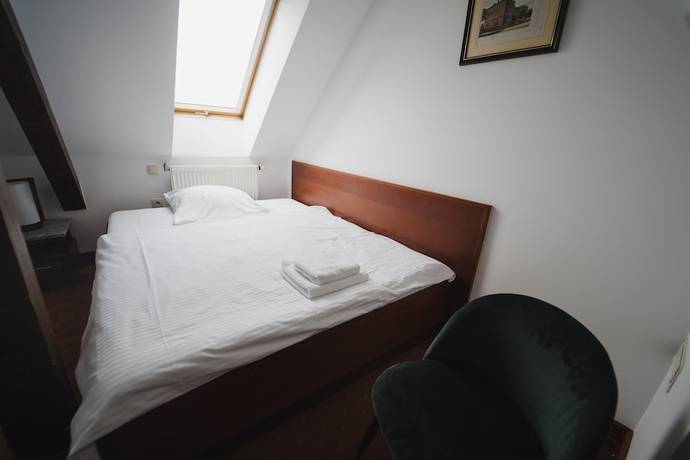 Imagen de la habitación del Hotel Libero, Milicz. Foto 12