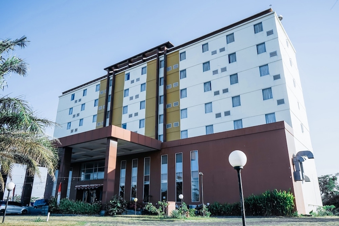 Imagen general del Hotel Liberta Grand Sayang Makassar. Foto 1