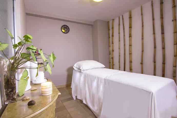 Imagen de los interiores del Hotel Libertador, Loja. Foto 12