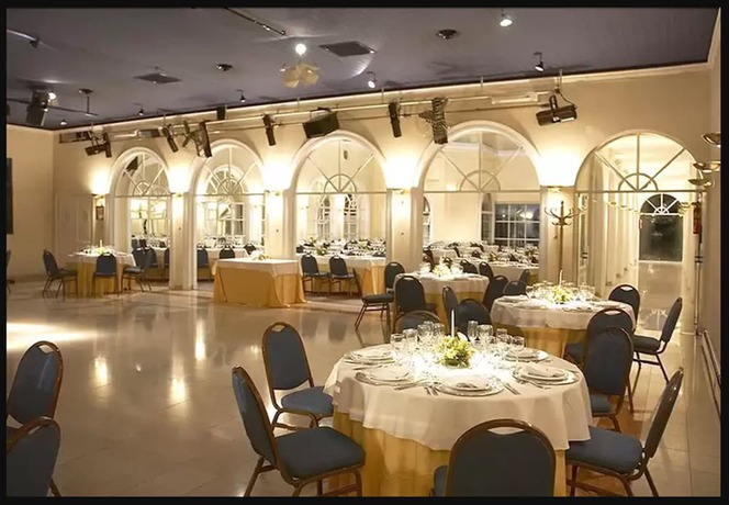 Imagen del bar/restaurante del Hotel Libertador Tandil. Foto 2