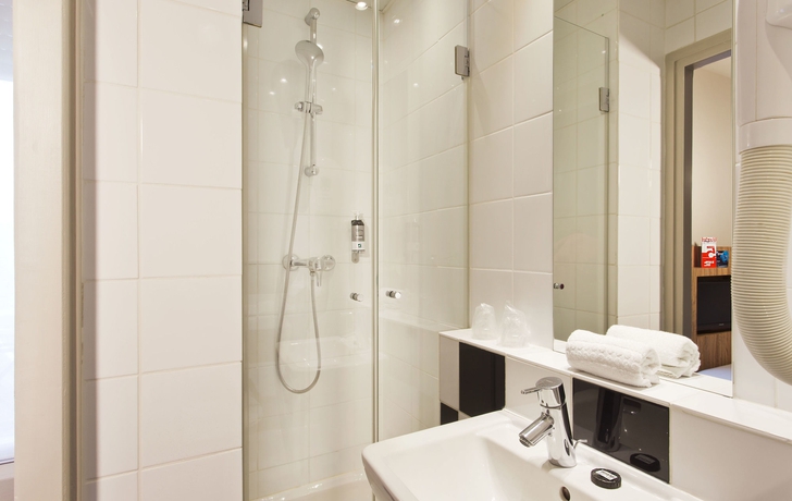 Imagen de la habitación del Hotel Libertel Gare Du Nord Suede. Foto 7