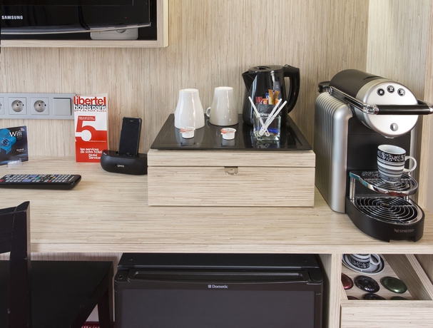 Imagen de la habitación del Hotel Libertel Gare Du Nord Suede. Foto 9