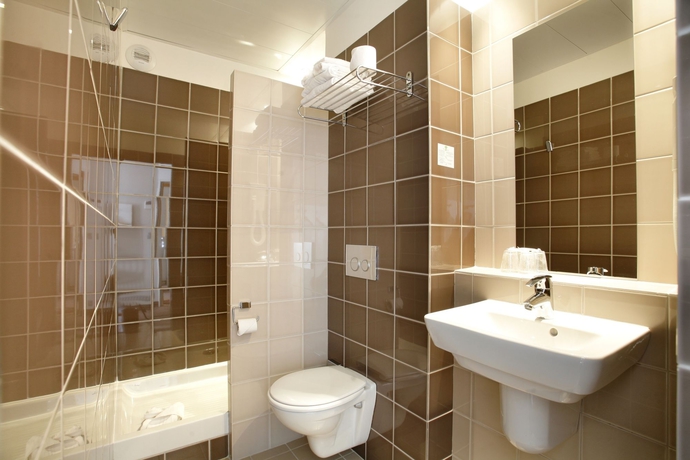 Imagen de la habitación del Hotel Libertel Montmartre Opéra. Foto 11