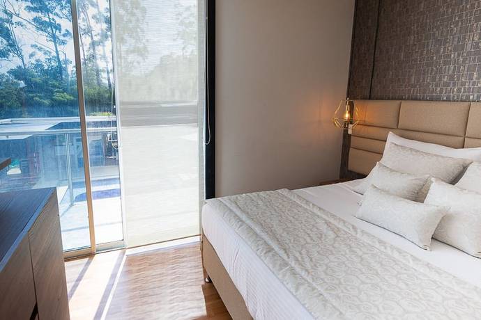 Imagen de la habitación del Hotel Libertgs. Foto 11