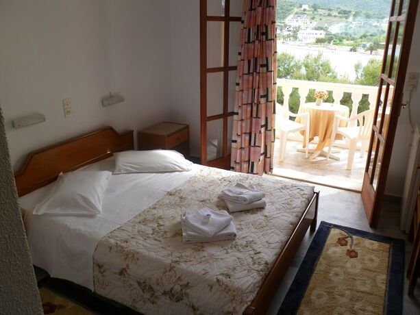 Imagen general del Hotel Liberty 2, Aegina. Foto 3