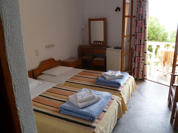 Imagen de la habitación del Hotel Liberty 2, Aegina. Foto 15