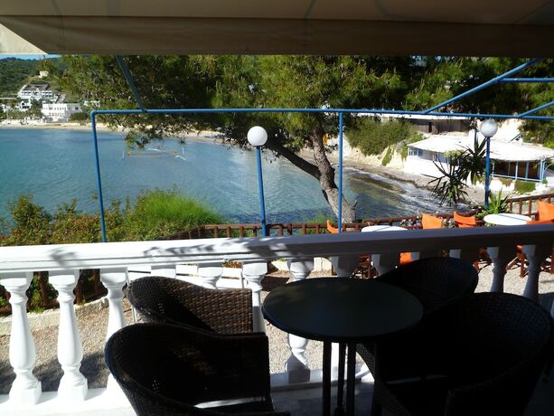 Imagen general del Hotel Liberty 2, Aegina. Foto 8