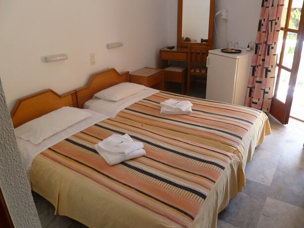 Imagen de la habitación del Hotel Liberty 2, Aegina. Foto 20