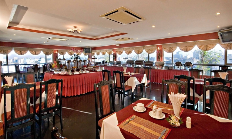 Imagen del bar/restaurante del Hotel Liberty 2. Foto 1