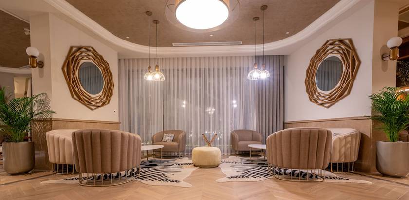 Imagen del bar/restaurante del Hotel Liberty Fabay. Foto 8