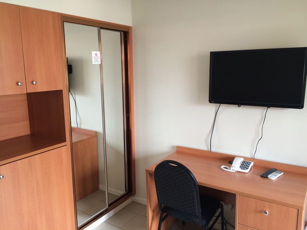 Imagen de la habitación del Hotel Liberty Plains Motor Inn. Foto 5