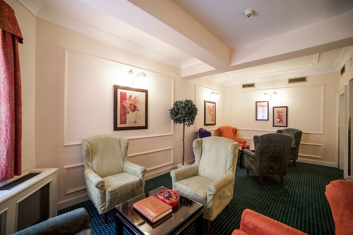 Imagen de los interiores del Hotel Liberty, Praga. Foto 18