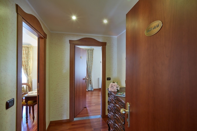 Imagen de la habitación del Hotel Liberty, Turín. Foto 4