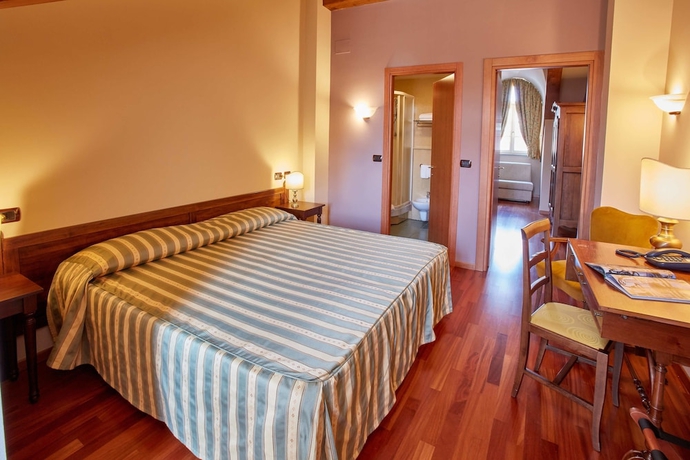 Imagen de la habitación del Hotel Liberty, Turín. Foto 6