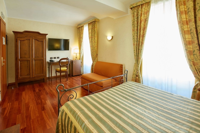 Imagen de la habitación del Hotel Liberty, Turín. Foto 11