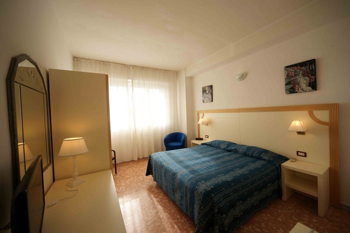 Imagen de la habitación del Hotel Liberty, Viareggio. Foto 8