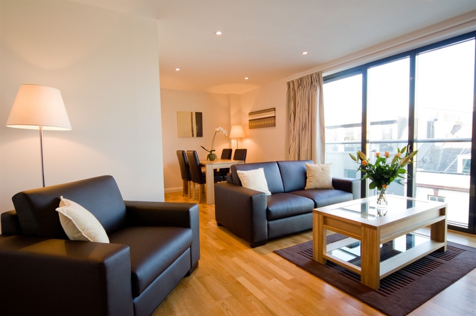 Imagen de los interiores del Hotel Liberty Wharf Apartments by BridgeStreet. Foto 14