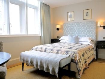 Imagen de la habitación del Hotel Library. Foto 12