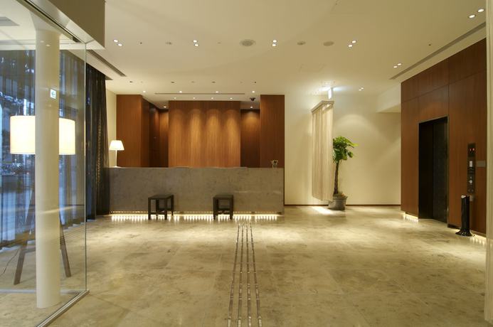 Imagen de los interiores del Hotel Library Hotel Higashi Nibancho. Foto 12