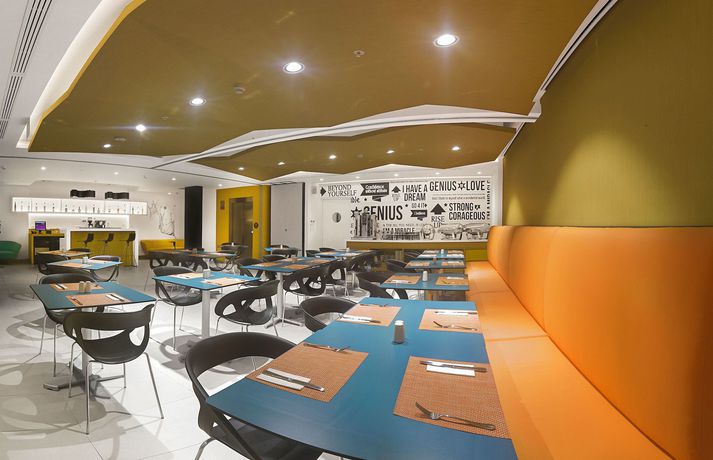 Imagen del bar/restaurante del Hotel Libre , Bw Signature Collection. Foto 2