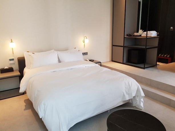 Imagen de la habitación del Hotel Libre. Foto 9