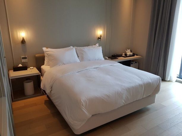 Imagen de la habitación del Hotel Libre. Foto 13