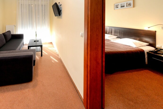 Imagen de la habitación del Hotel Liburnia. Foto 12