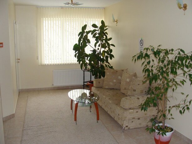 Imagen general del Hotel Lidia. Foto 10