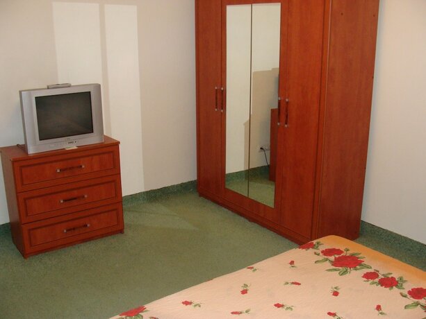 Imagen de la habitación del Hotel Lidia. Foto 20