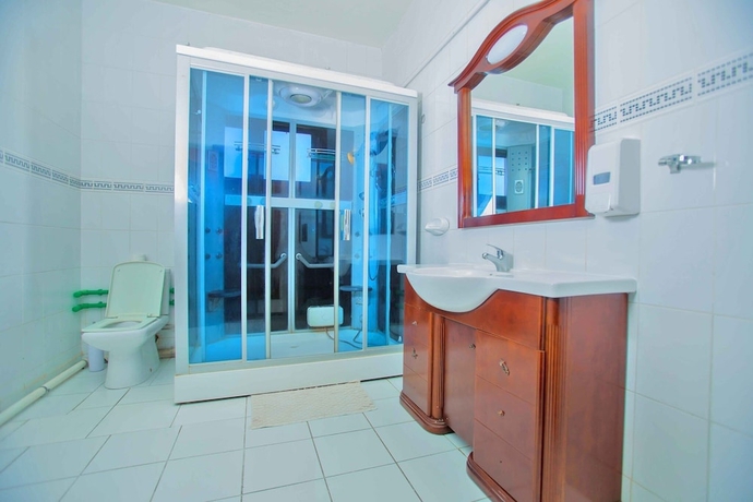 Imagen de la habitación del Hotel Lidias Guest House. Foto 17